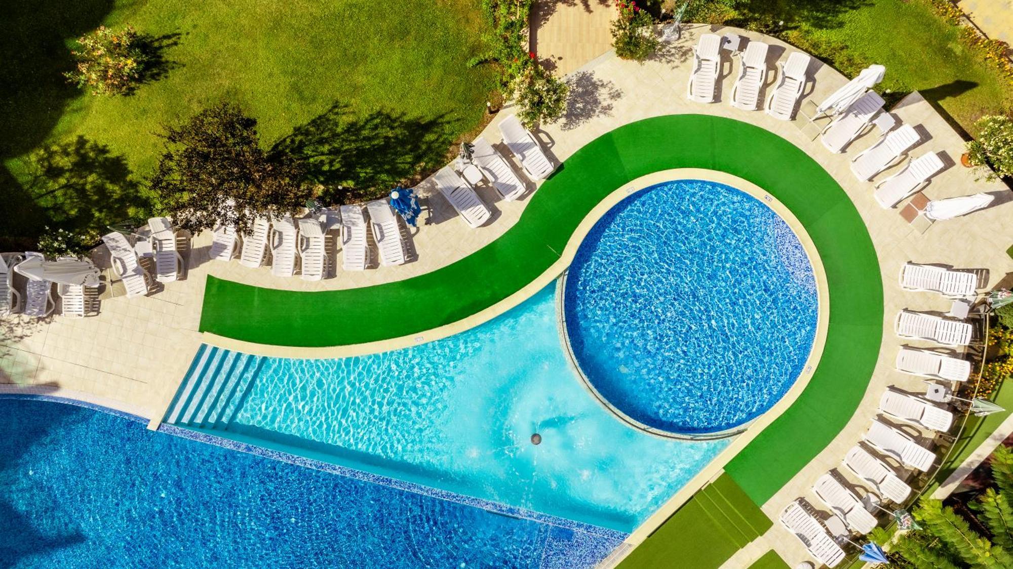 Aparthotel Hotel Prestige City II Primorsko Dış mekan fotoğraf