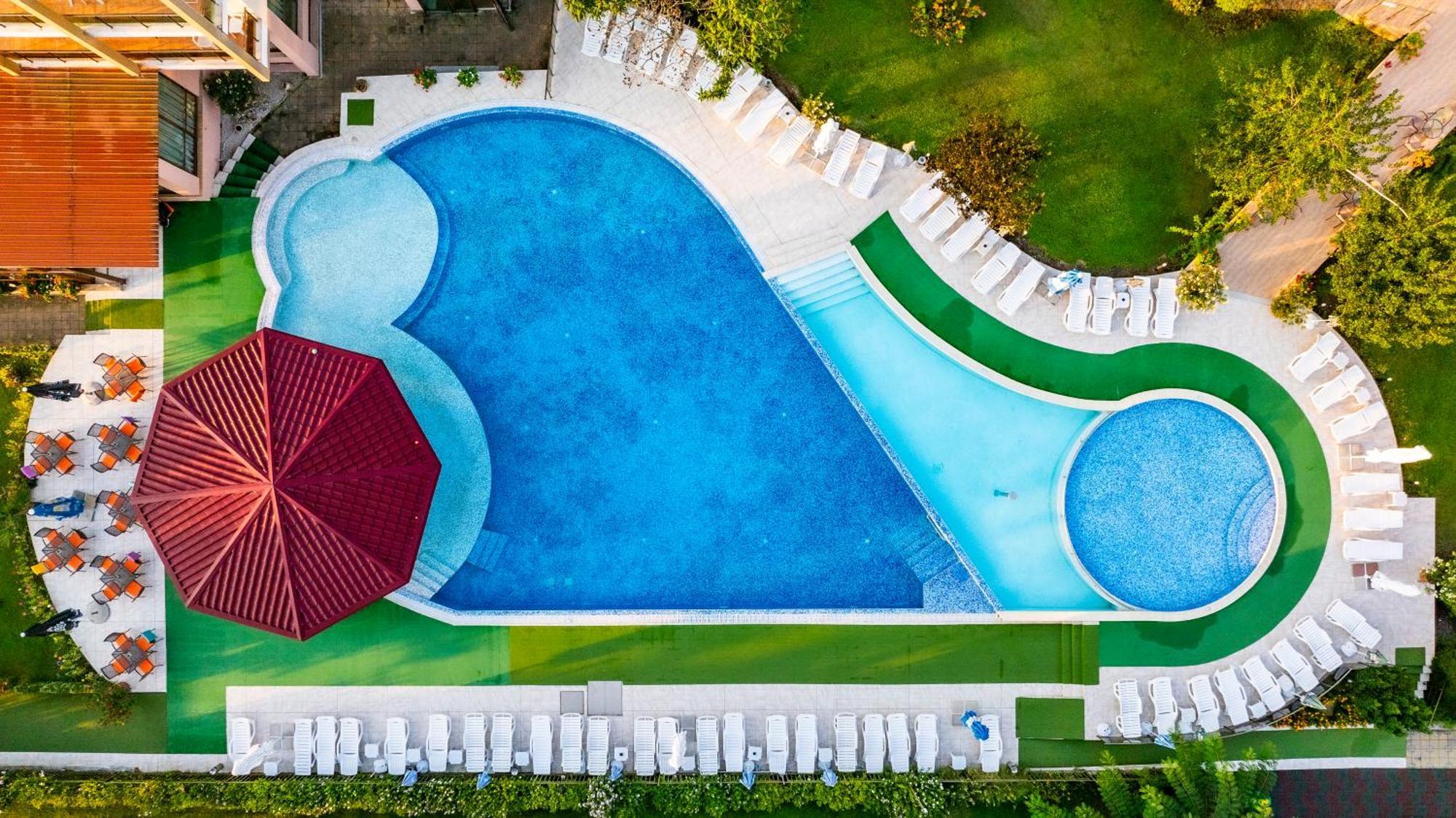 Aparthotel Hotel Prestige City II Primorsko Dış mekan fotoğraf