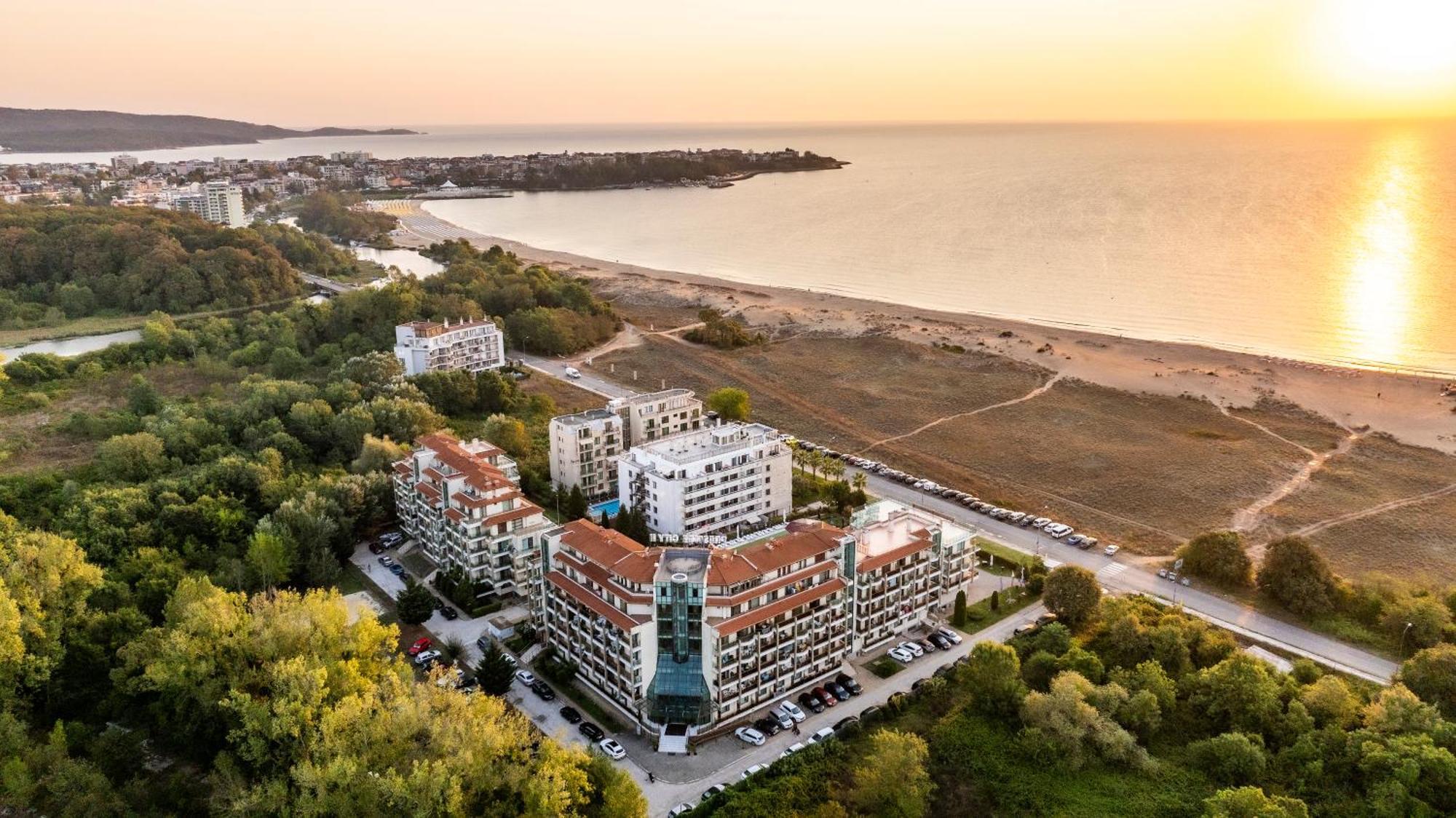 Aparthotel Hotel Prestige City II Primorsko Dış mekan fotoğraf