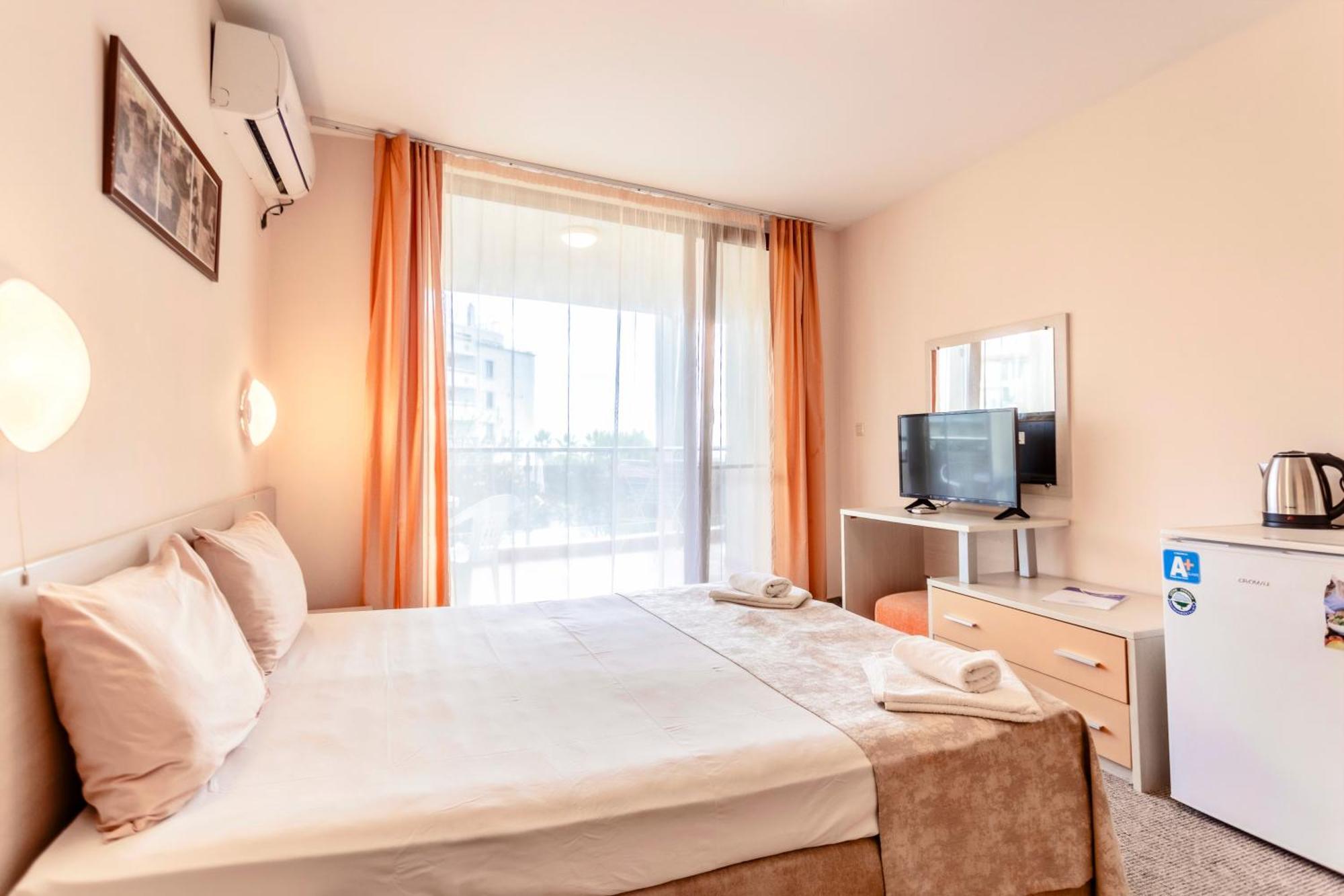 Aparthotel Hotel Prestige City II Primorsko Dış mekan fotoğraf